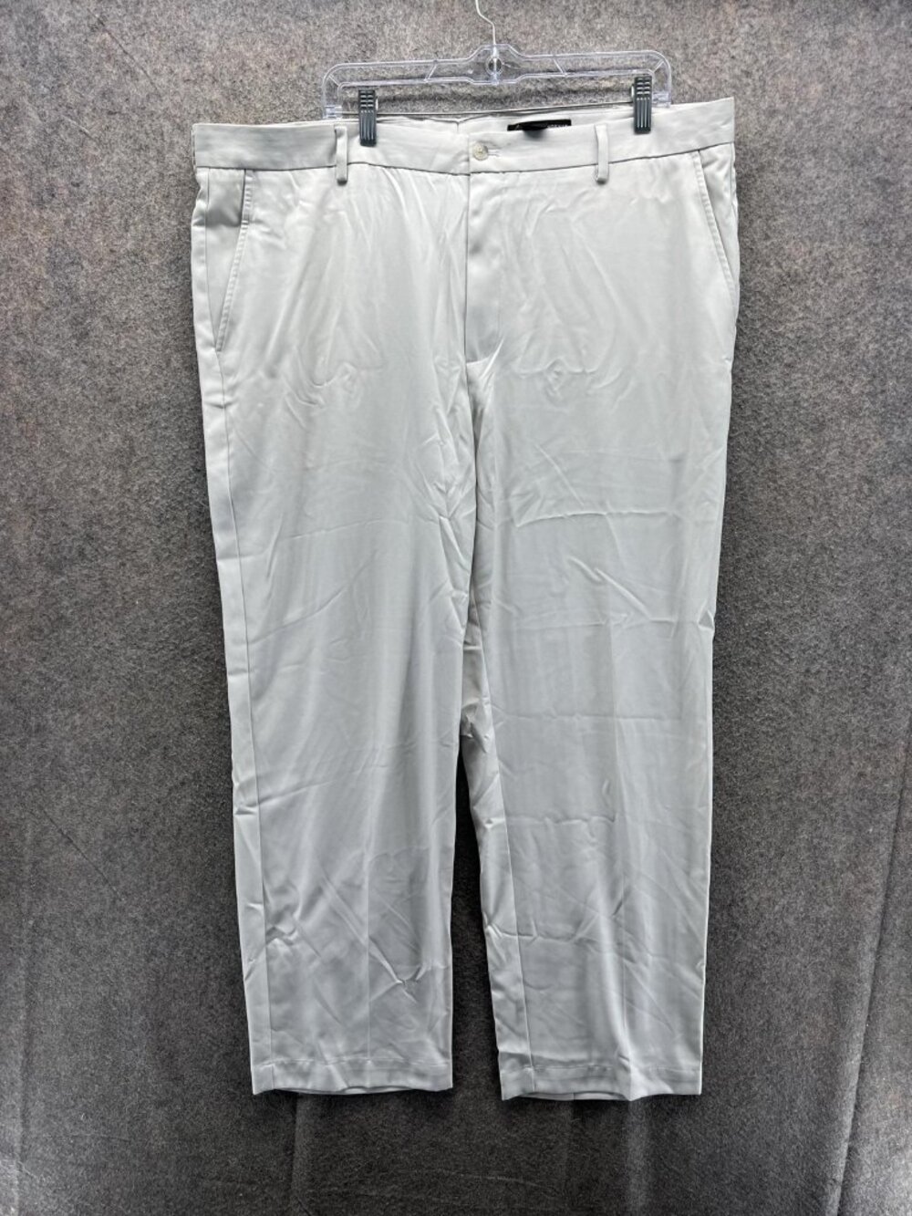 Greg Norman Pants Mens 42x30 Beige Polyester Twill Golf Khakis Casual Active